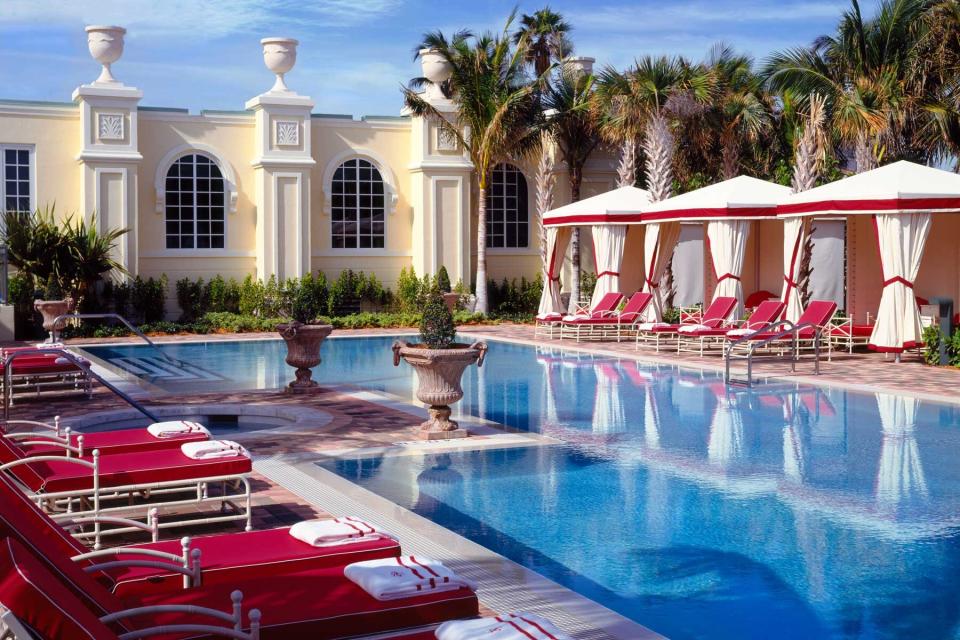 Acqualina Resort &amp; Residences, Tranquility Pool, Florida