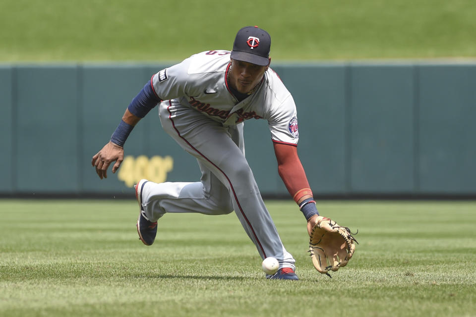 Minnesota Twins second baseman Jorge Polanco fields a ground ball by St. Louis Cardinals' Tommy Edman during the second inning of a baseball game Sunday, Aug. 1, 2021, in St. Louis. (AP Photo/Joe Puetz)