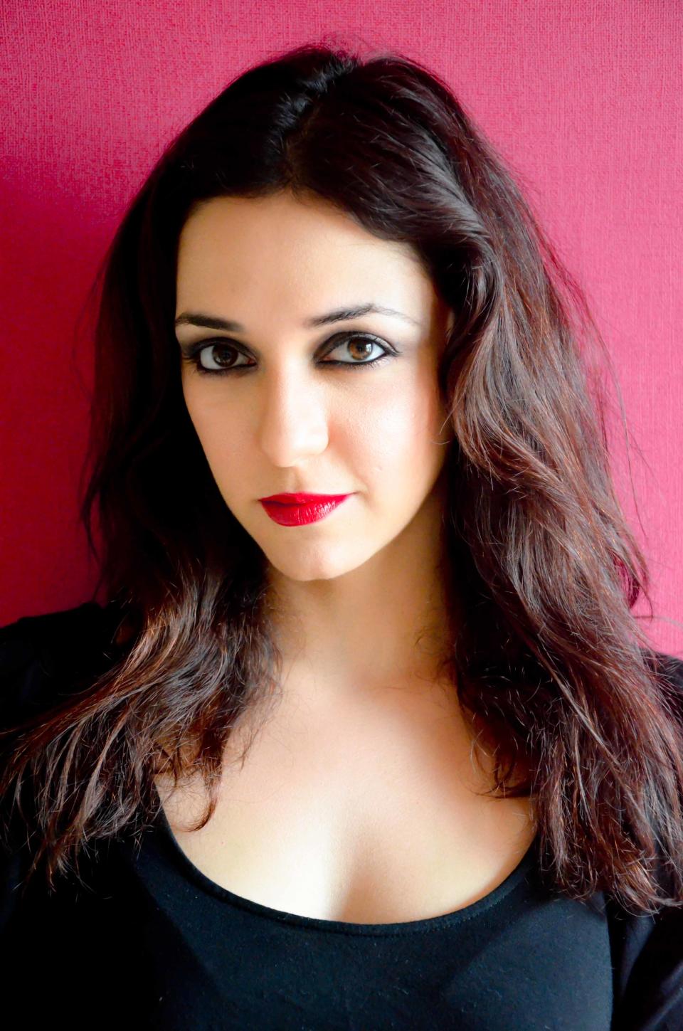 Nauheed Cyrusi