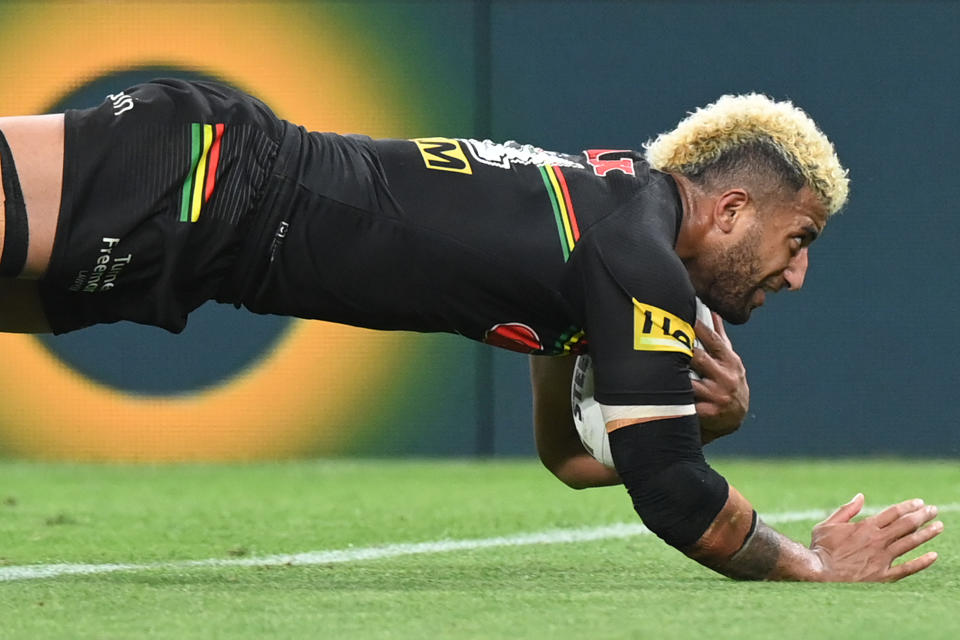 Viliame Kikau scores a try, which was disallowed during the 2021 NRL Grand Final.