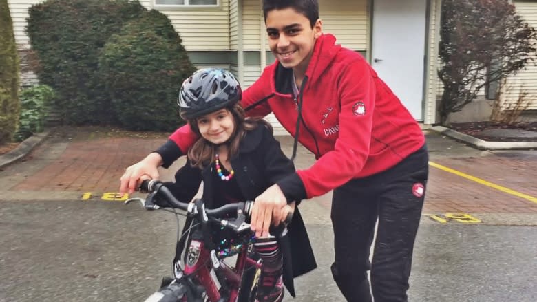 Vancouver duo helps find bikes for newly arrived Syrian kids