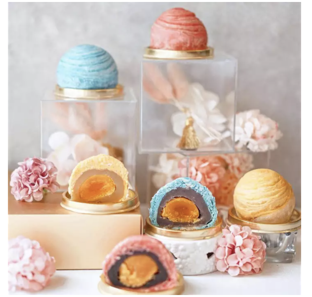 PHOTO: Lazada.【8悦】Teochew Mooncake Gift Sets Low Sugar 6pcs, Assorted [Free Delivery]