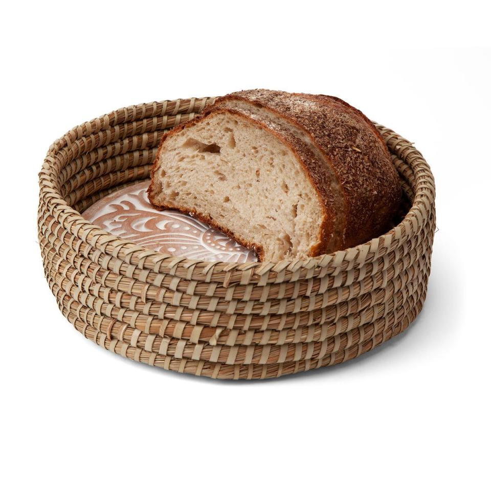 5) Uncommon Goods Traditional Bread Warming Set