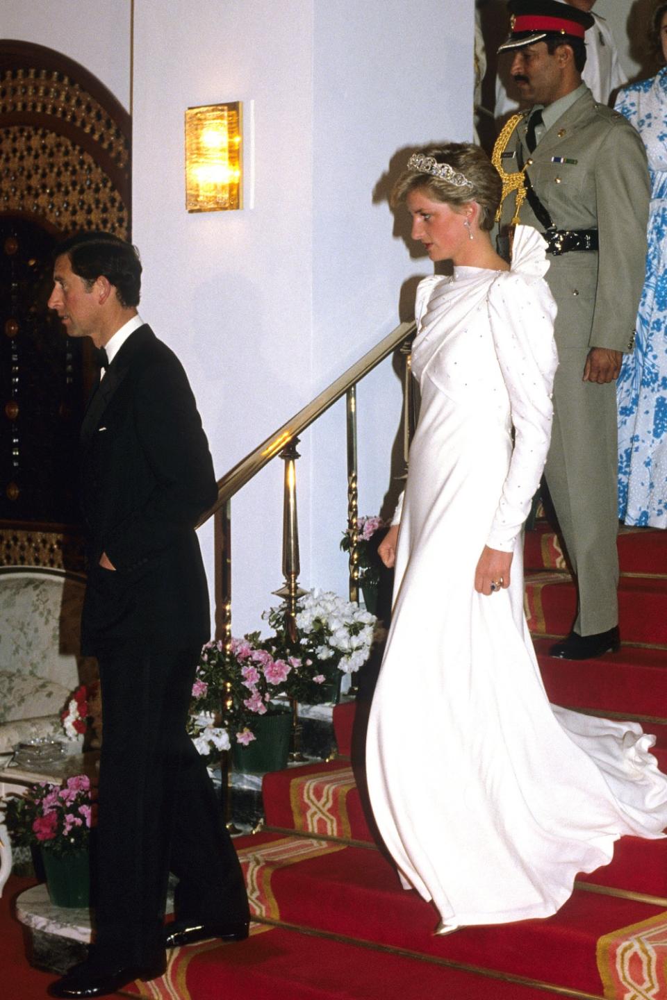 Prinzessin Diana trug zu dem Kleid die Spencer-Tiara. (Bild: Getty Images)