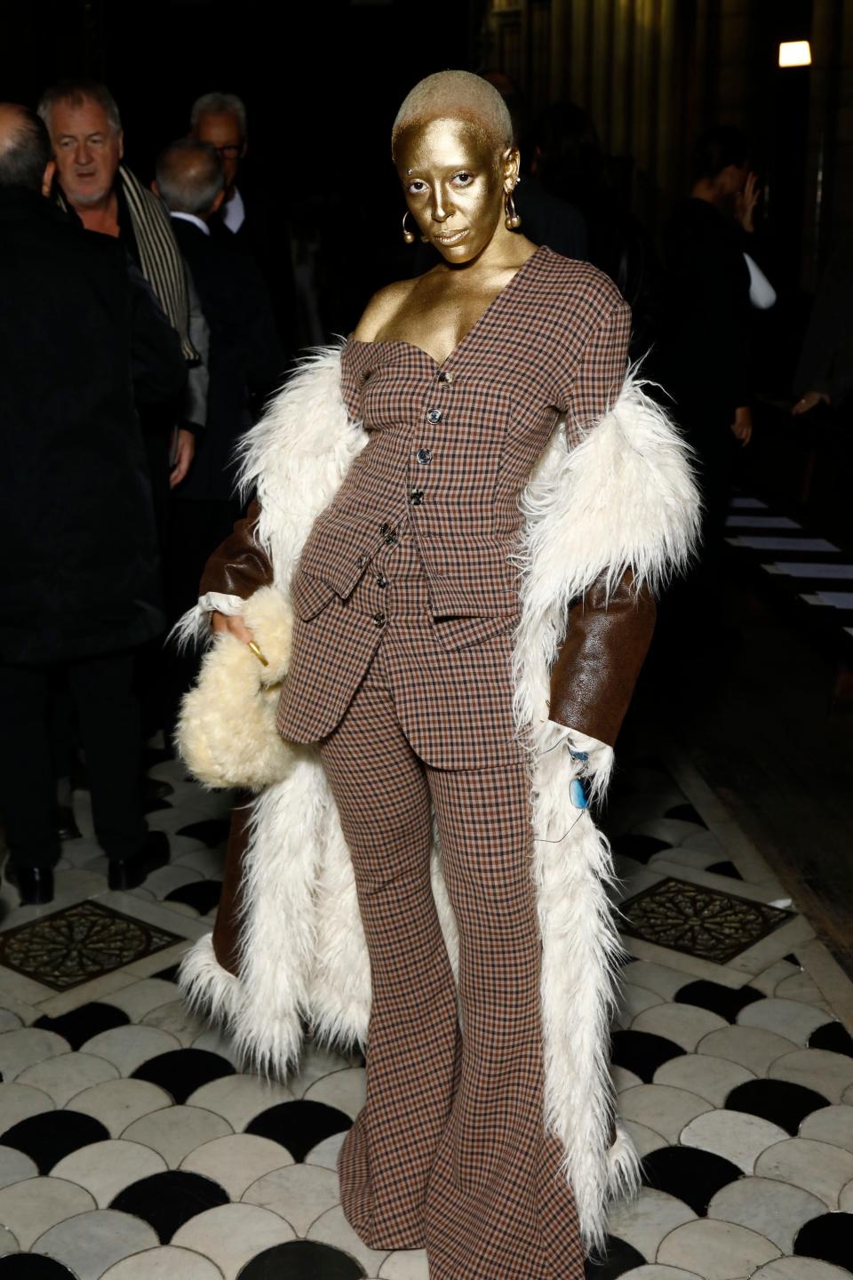 Doja Cat attends the A.W.A.K.E Mode Womenswear Spring/Summer 2023 at Paris Fashion Week on October 4, 2022.