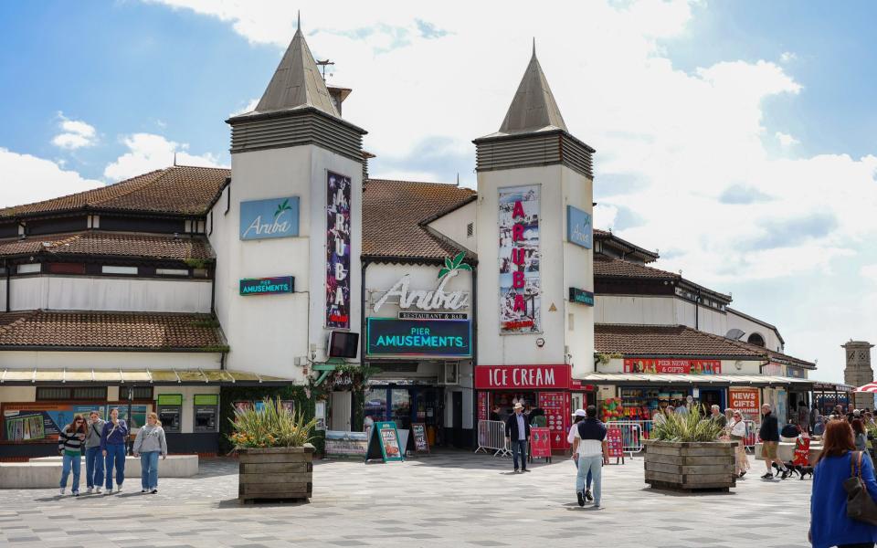 The entrance to Bournemouth pier