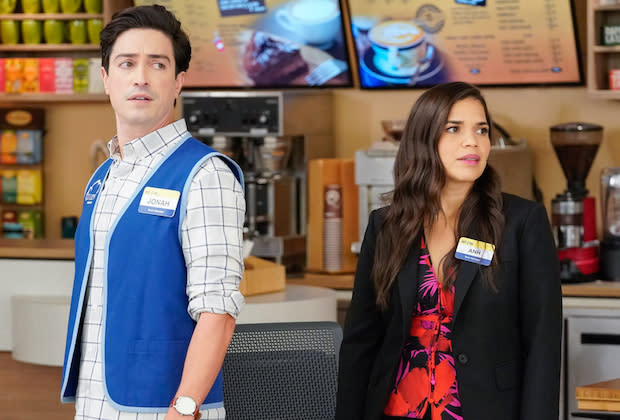 Superstore on X: @soniasaraiya @JarettSays @AmericaFerrera