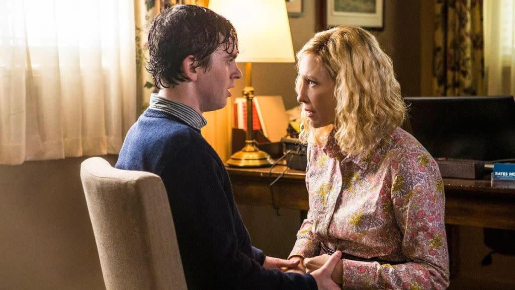 Bates Motel Season 3 Streaming