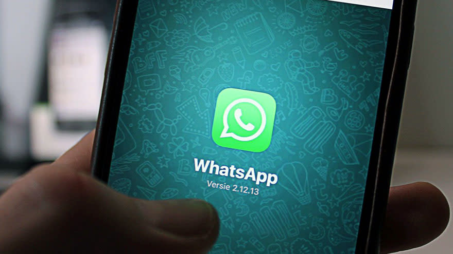 WhatsApp encripta por defecto tus mensajes.