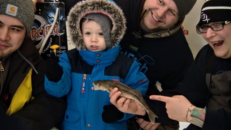 'It's a spiritual thing': Ice fishing drawing families, young people, Manitoba enthusiasts say