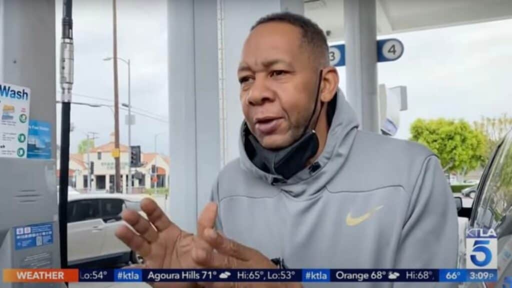 Mark Curry Image: Screenshot KTLA