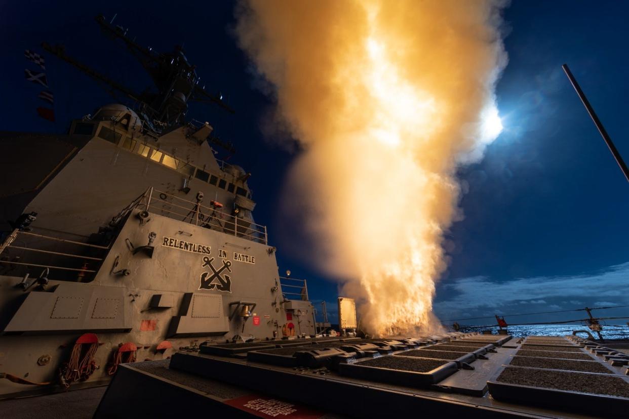 Der Zerstörer USS McCampbell zündete am 8. Februar vor Hawaii eine Rakete für einen Flugtest. - Copyright: Nancy Jones-Bonbrest/Missile Defense Agency