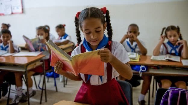 Aula de clases en Cuba.