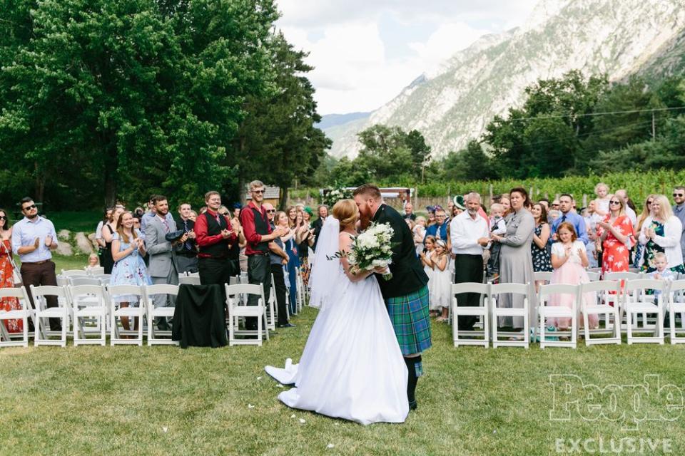 Sister Wives' Aspyn Brown Marries Mitch Thompson: All the Photos