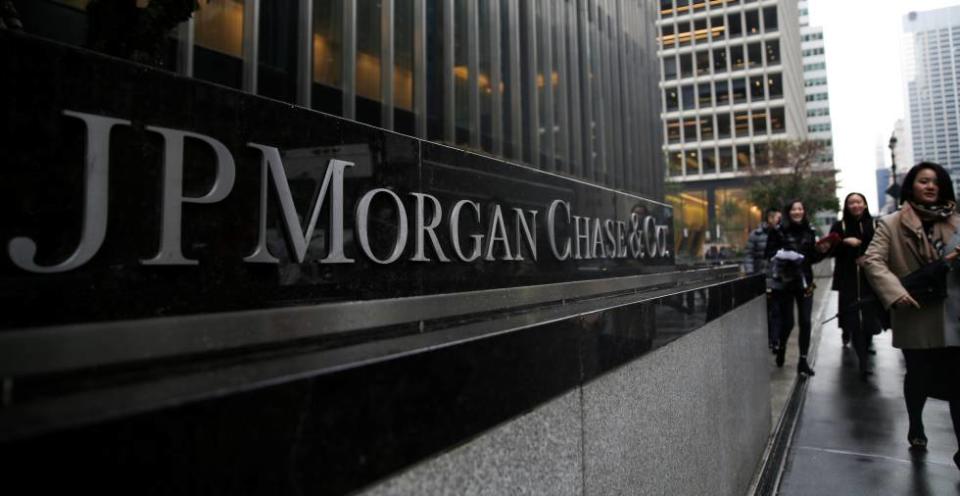 ex-empleados-de-jpmorgan-estafaron-al-mercado-de-metales-dicen