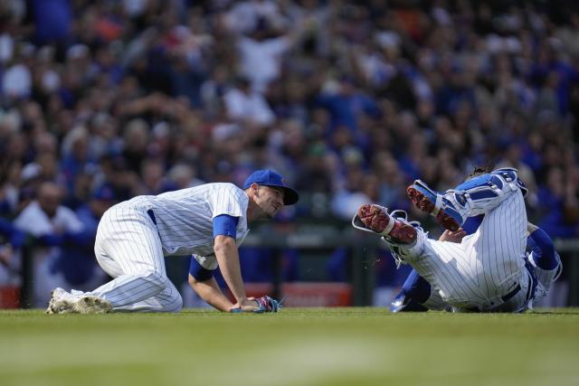 MLB capsules: Cubs' Smyly loses perfect game bid in 8th-inning collision