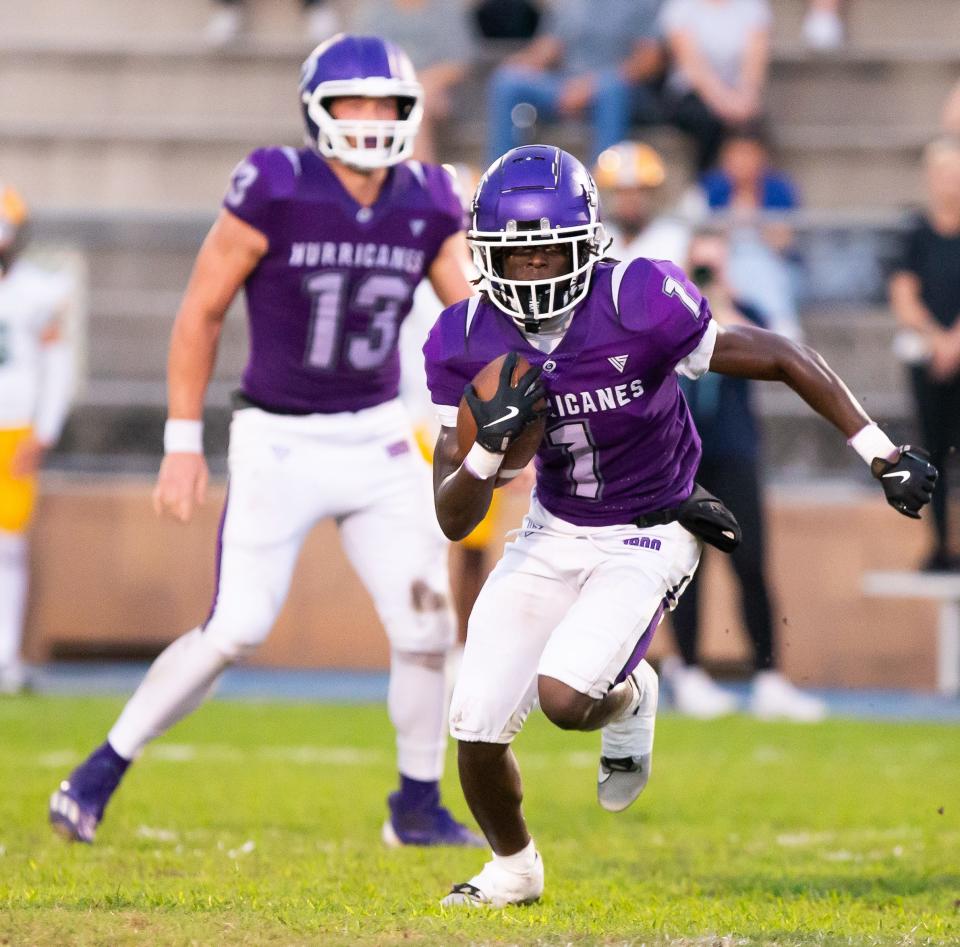 Gainesville Hurricanes Octavious Williams (12) breaks from the back in the first half. The Gainesville Hurricanes hosted the Forest Wildcats at Citizens Field in Gainesville, FL on Thursday, September 19, 2024. [Doug Engle/Gainesville Sun]