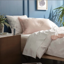 <p><strong>Brooklinen</strong></p><p>brooklinen.com</p><p><strong>$59.00</strong></p><p><a href="https://go.redirectingat.com?id=74968X1596630&url=https%3A%2F%2Fwww.brooklinen.com%2Fproducts%2Fmulberry-silk-pillowcase&sref=https%3A%2F%2Fwww.bestproducts.com%2Fhome%2Fg34775336%2Fbrooklinens-black-friday-sale-2020%2F" rel="nofollow noopener" target="_blank" data-ylk="slk:Shop Now;elm:context_link;itc:0;sec:content-canvas" class="link ">Shop Now</a></p><p><strong><del>$59</del> $47.20 (20% off)</strong></p><p>Silk pillowcases have a lot more to offer than its buttery smooth touch.</p>
