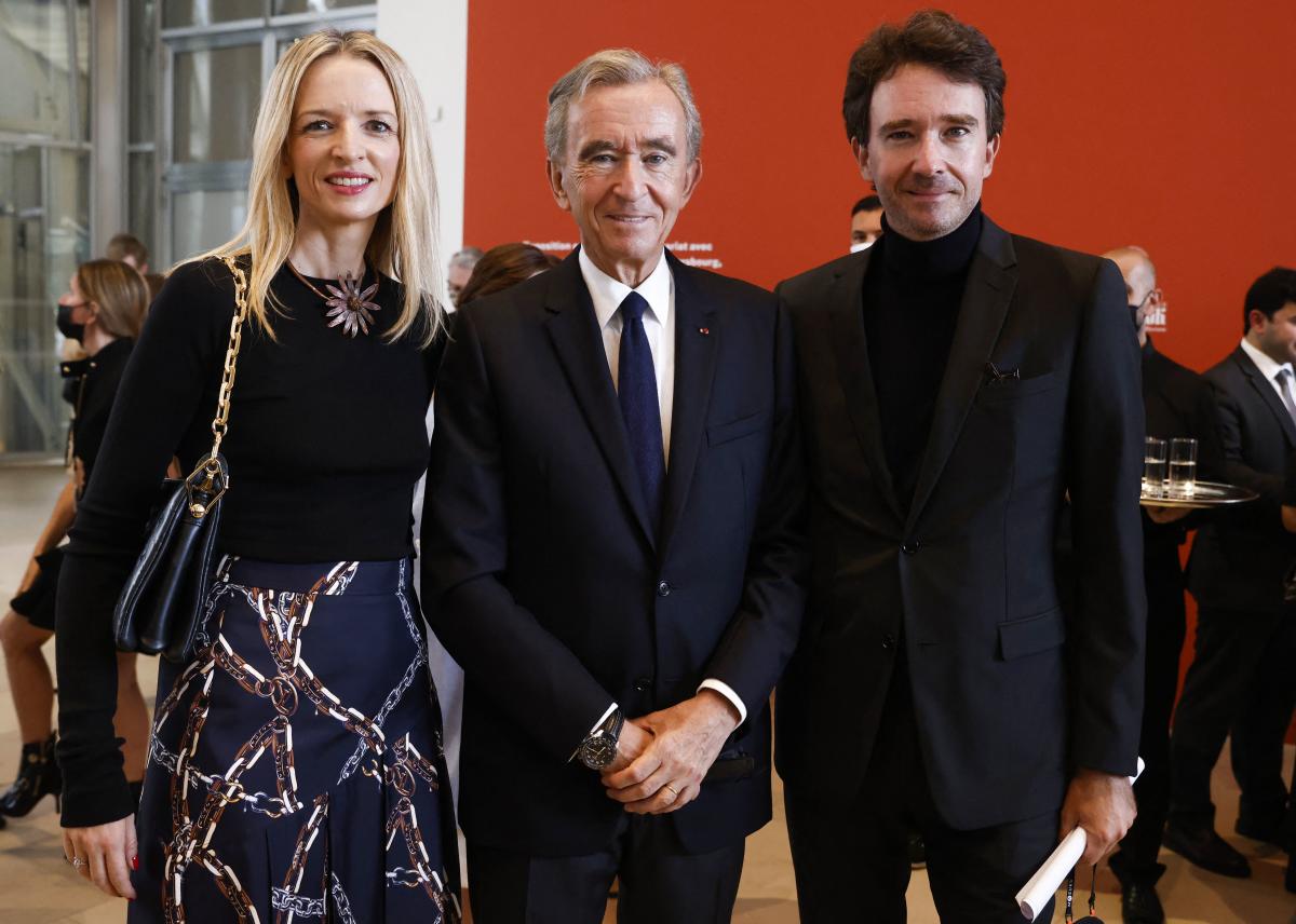 Bernard Arnault of LVMH Becomes Third Person With a Fortune Over $100  Billion