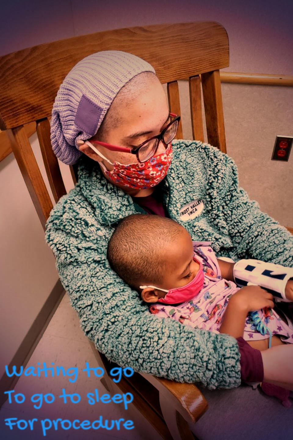 When Sara Hicks knew that her daughter, Zion, 4, was going to lose her hair with chemotherapy, she shaved her head too. (Courtesy Sara Hicks)