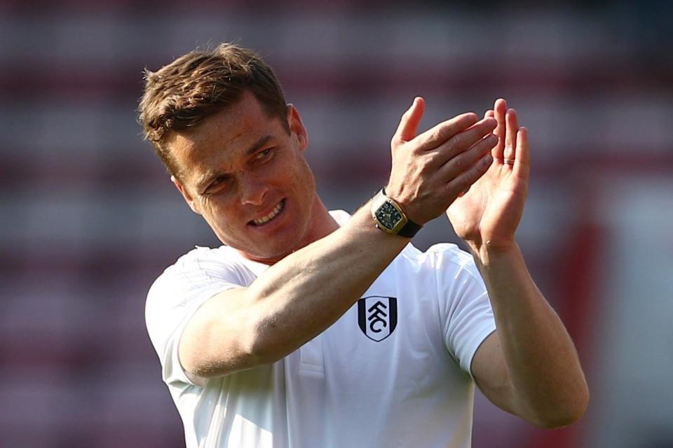 Scott Parker applauds the travelling fans (REUTERS)