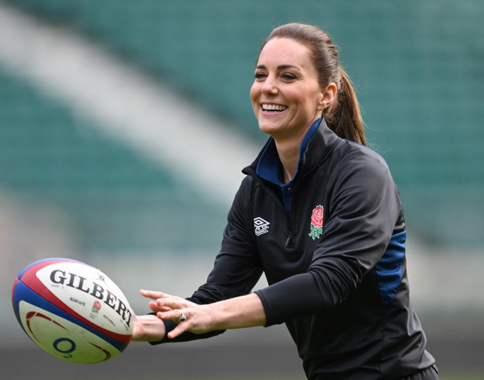 Herzogin Kate liebt Sport. Dazu zählt auch Rugby (Bild: Karwai Tang/WireImage)