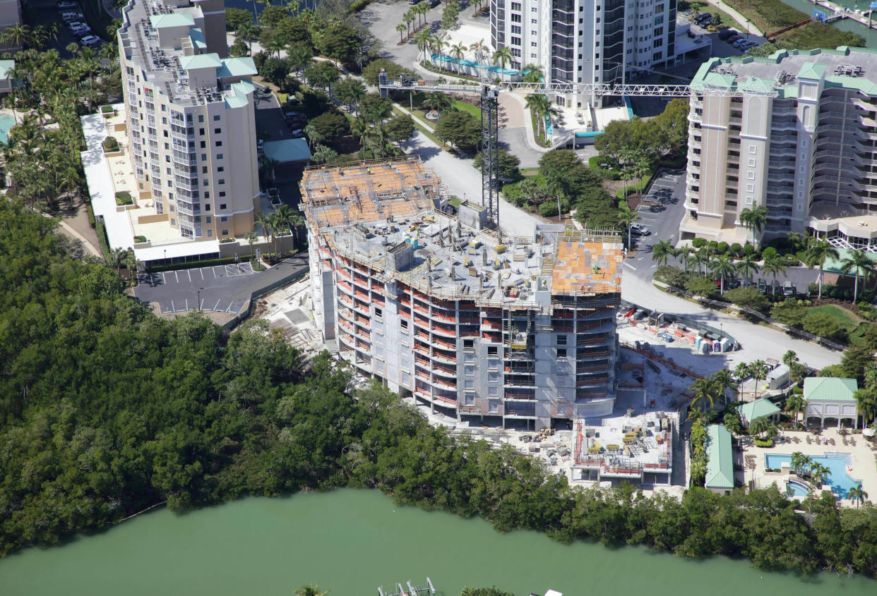 Construction has reached the ninth floor on Grandview at Bay Beach, with occupancy anticipated Spring 2023.