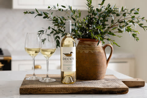 Decoy Featherweight Sauvignon Blanc (Photo: Business Wire)