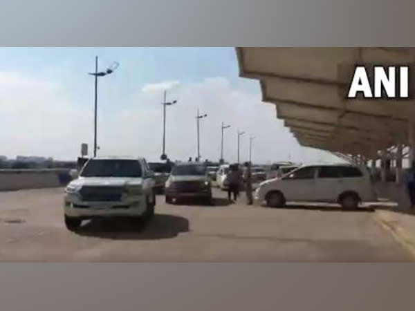 Captain Amarinder Singh leaves for Delhi. [Photo/ANI]