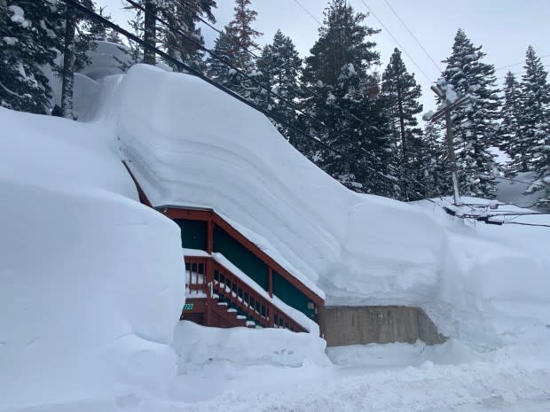 Before And After Photos Depict The Absurdity Of Lake Tahoe's Historic Winter