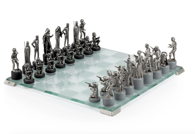 22+ Best Unusual and Unique Chess Sets That Redefine This