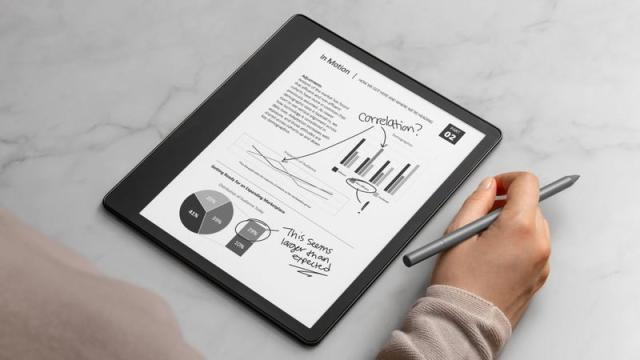 The Kindle Scribe is great, but the Kobo Elipsa 2E is the better  note-taking tablet