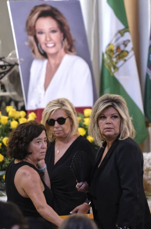  Funeral de María Teresa Campos