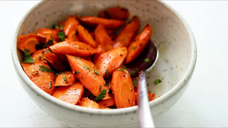 honey-glazed carrots