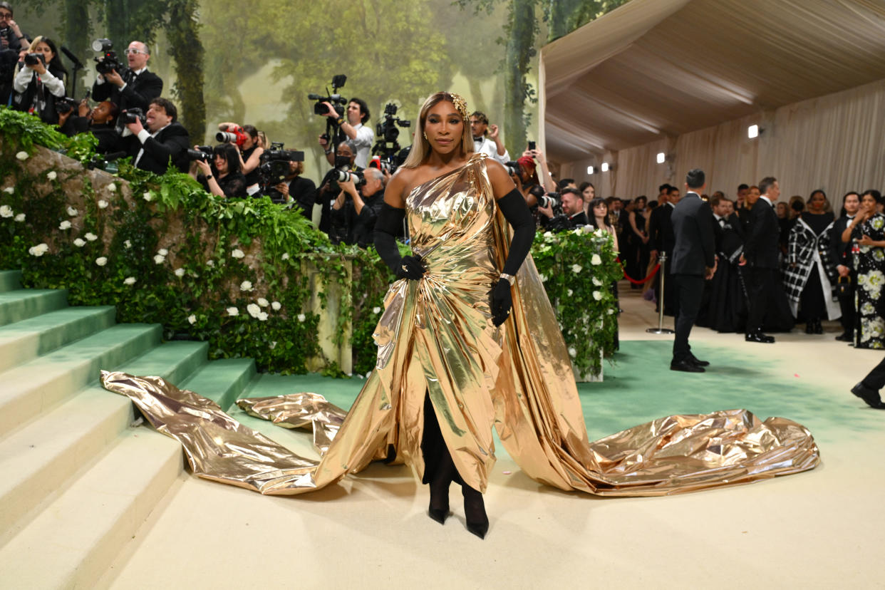 TOPSHOT - US tennis player Serena Williams arrives for the 2024 Met Gala at the Metropolitan Museum of Art on May 6, 2024, in New York. The Gala raises money for the Metropolitan Museum of Art's Costume Institute. The Gala's 2024 theme is 