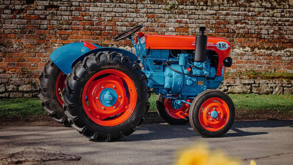 The 1964 Lamborghini 1R tractor from the side