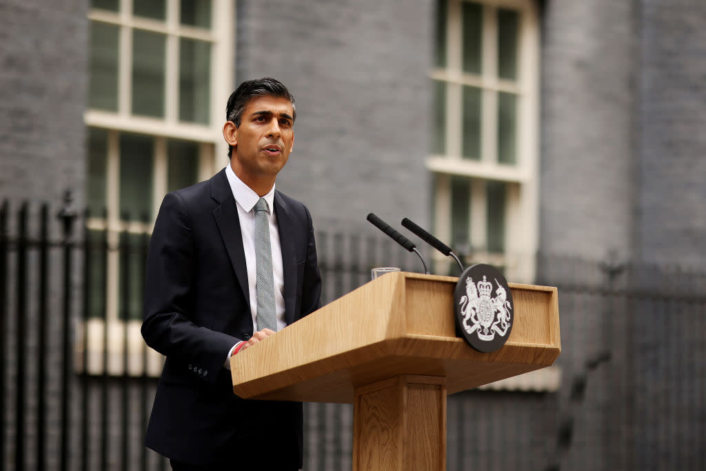 New UK Prime Minister Rishi Sunak Takes Office