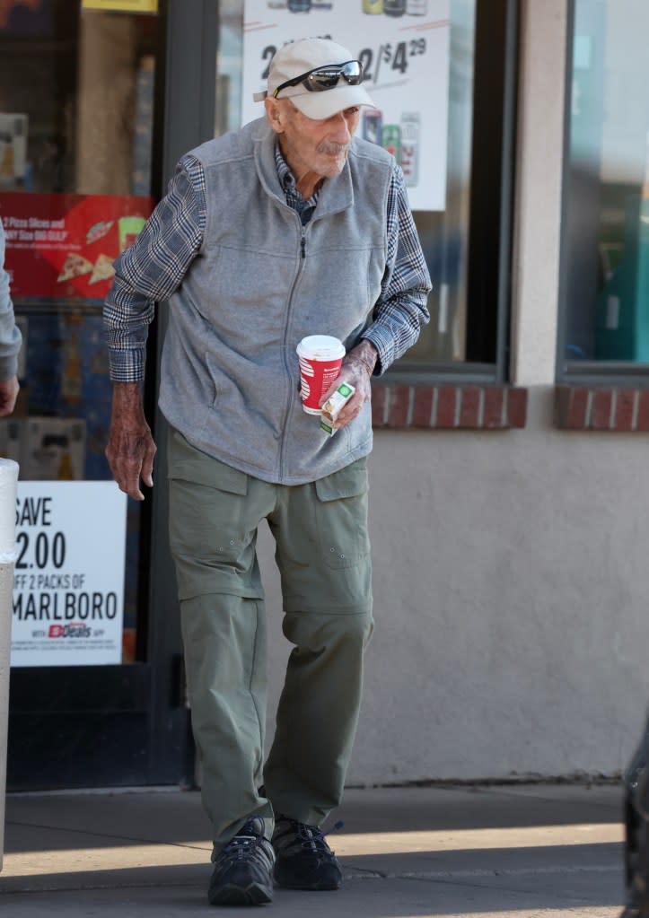 Hackman was most recently seen chowing down on a chicken sandwich at a Santa Fe Wendy’s in March 2023. SplashNews.com