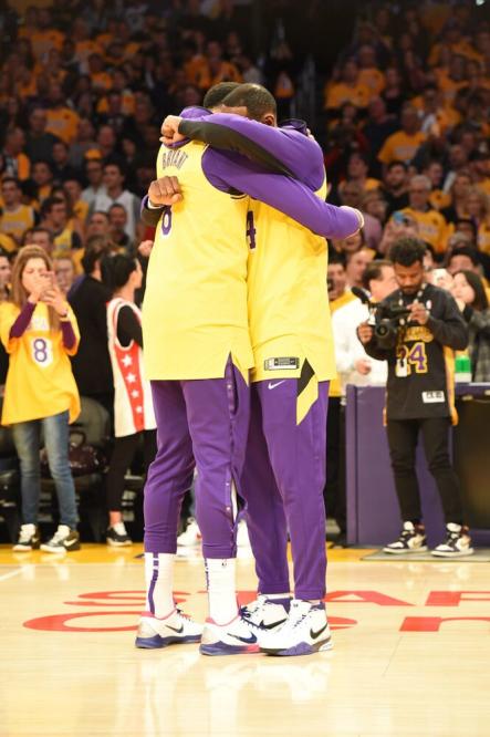 Lakers Left Empty Seats for Kobe Bryant, Gigi at 1st Game Since Death