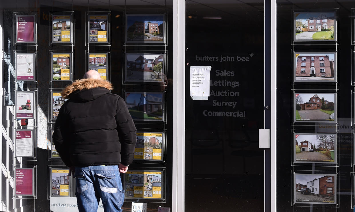 The price of properties coming to markets rose just 0.8% last month, an increase of £2,509, pushing the national average to a new record high of £336,073 for the third consecutive month. Photo: Nathan Stirk/Getty Images