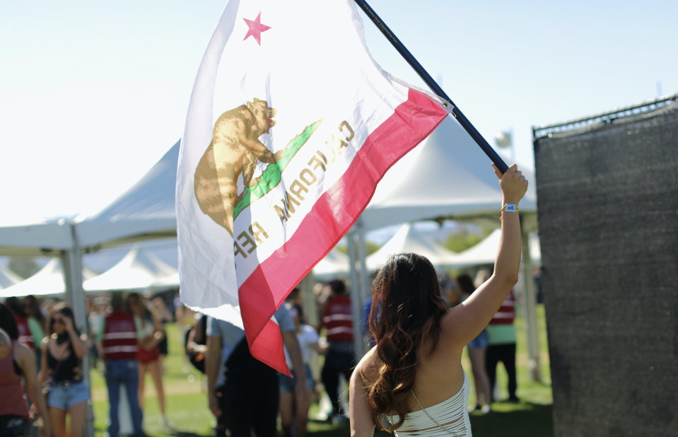 A California state flag at the Coachella Valley Music And Arts Festival on April 14, 2017 in Indio, California. (Photo: David McNew/Getty Images) 