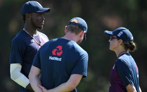 England bowler Jofra Archer chats with physio Craig de Wweymarn and Doctor Anita Biswas - Credit: Stu Forster/Getty Images