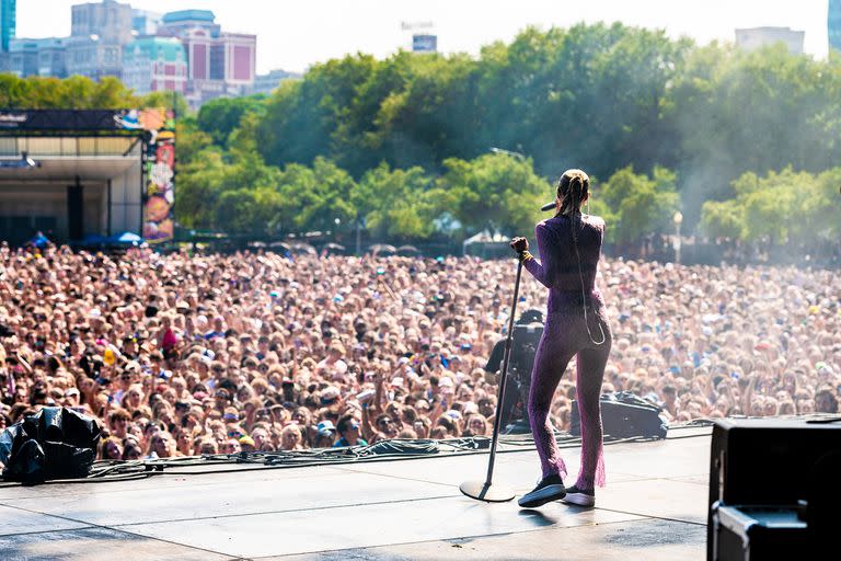 “Luz al final del túnel”: los mejores momentos de Lollapalooza, el festival que congrega a más de 100 mil personas en Chicago