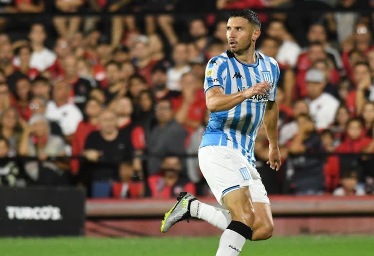 Adrián Martínez y Racing están en un excelente momento, que intentarán refrendar frente a Godoy Cruz en Avellaneda, por la Copa de la Liga Profesional.