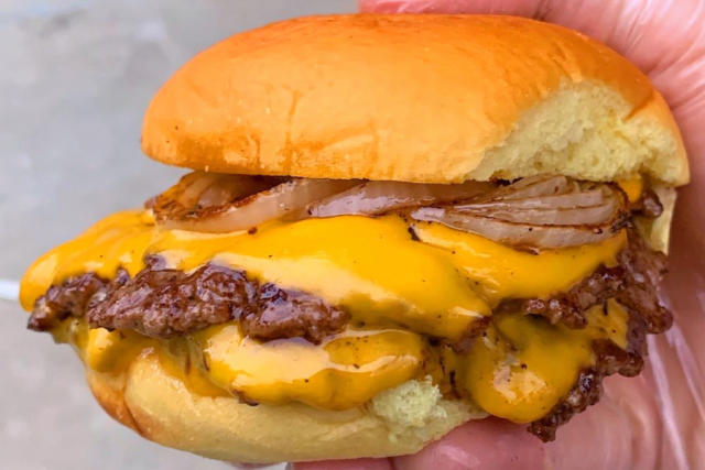 Warning: You've Been Missing Out on the Best Burger Spot FREDDYS STEAK  BURGERS 