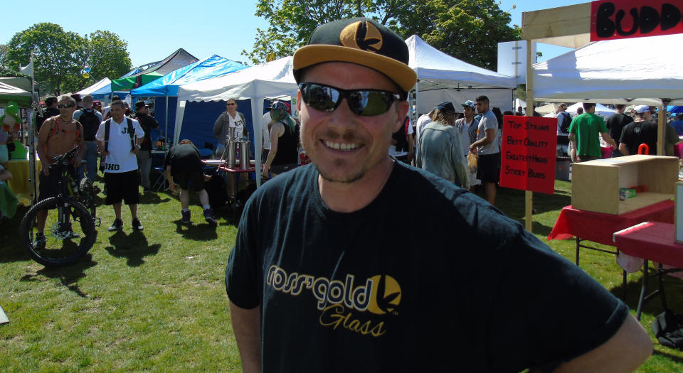 Ross Rebagliati poses with his Ross’ Gold-branded swag at 420 Vancouver in 2016. (Photo: Ross’ Gold)