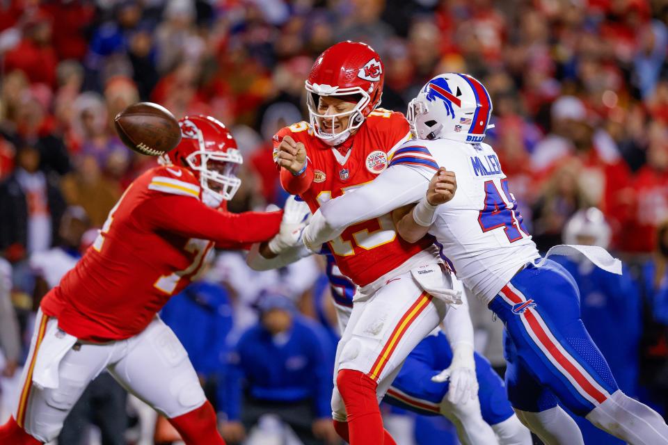 Von Miller pressures Kansas City's Patrick Mahomes into an incompletion.