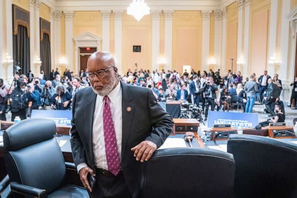 PHOTO: Rep. Bennie Thompson, Chair of the House Select Committee to Investigate the January 6th Attack on the U.S. Capitol, departs during a break in a hearing, Oct. 13, 2022, in Washington. (Jabin Botsford/Pool/Getty Images)