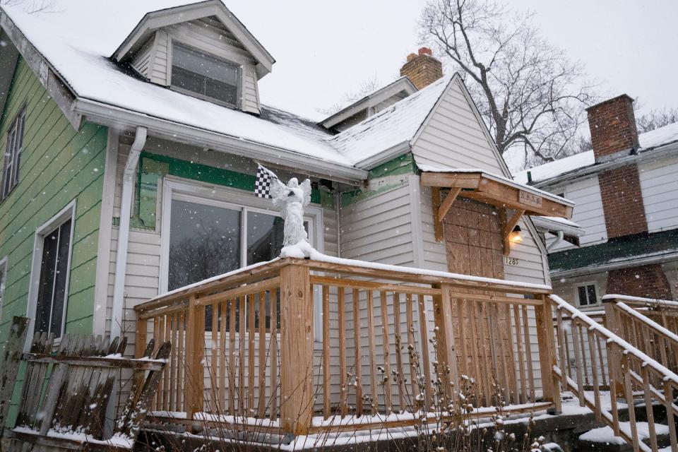 A house sits unoccupied on Terry Street in Detroit on Wednesday, Jan. 25, 2023 after the Michigan State Police fatally shot a male who allegedly targeted an aviation unit from said house on Tuesday, Jan. 24, 2023.