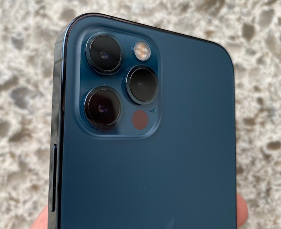 The iPhone 12 Pro gets a triple-camera system with wide-angle, ultra-wide angle, and telephoto lenses, as well as a LiDAR sensor. (Image: Daniel Howley)